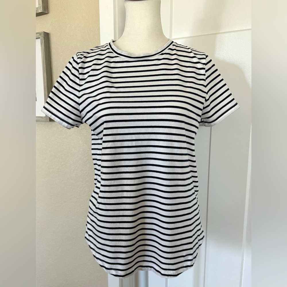 Banana Republic Striped Supima® Cotton Tee – XS